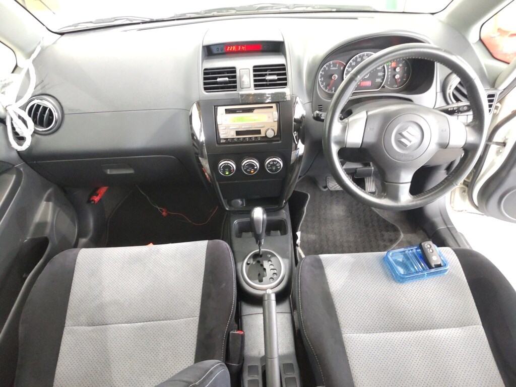 Suzuki SX4 2007 8311114-2