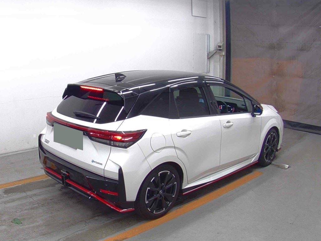 Nissan AURA 2022 8382514-4
