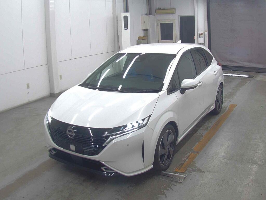 Nissan AURA 2021 8382605-3