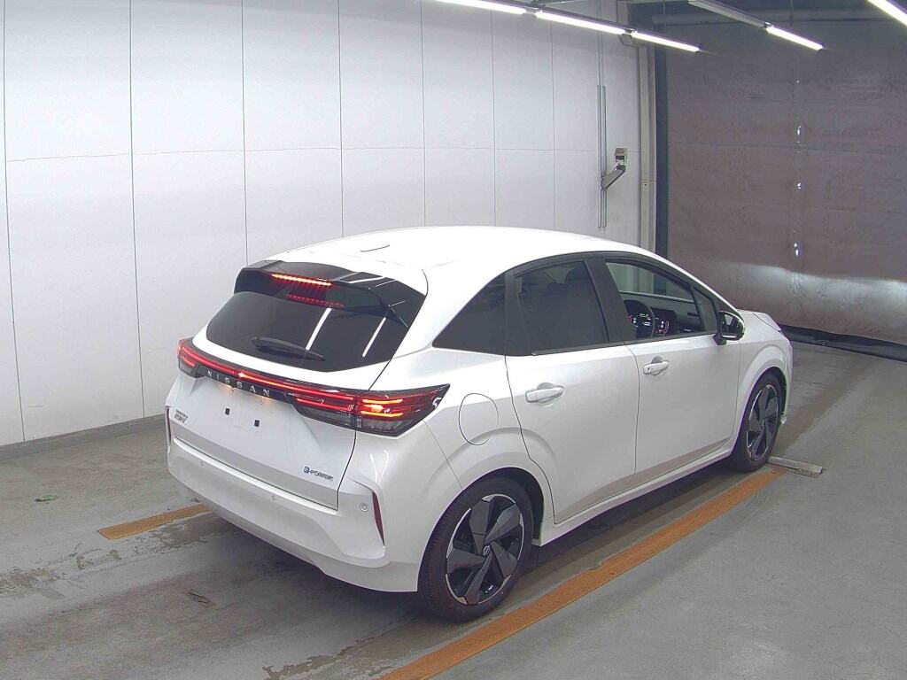 Nissan AURA 2021 8382605-4