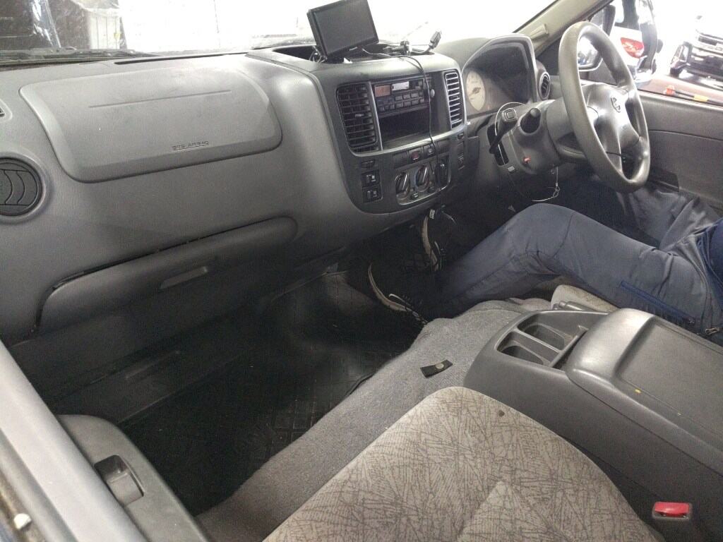 Nissan CARAVAN COACH 2006 8405525-2