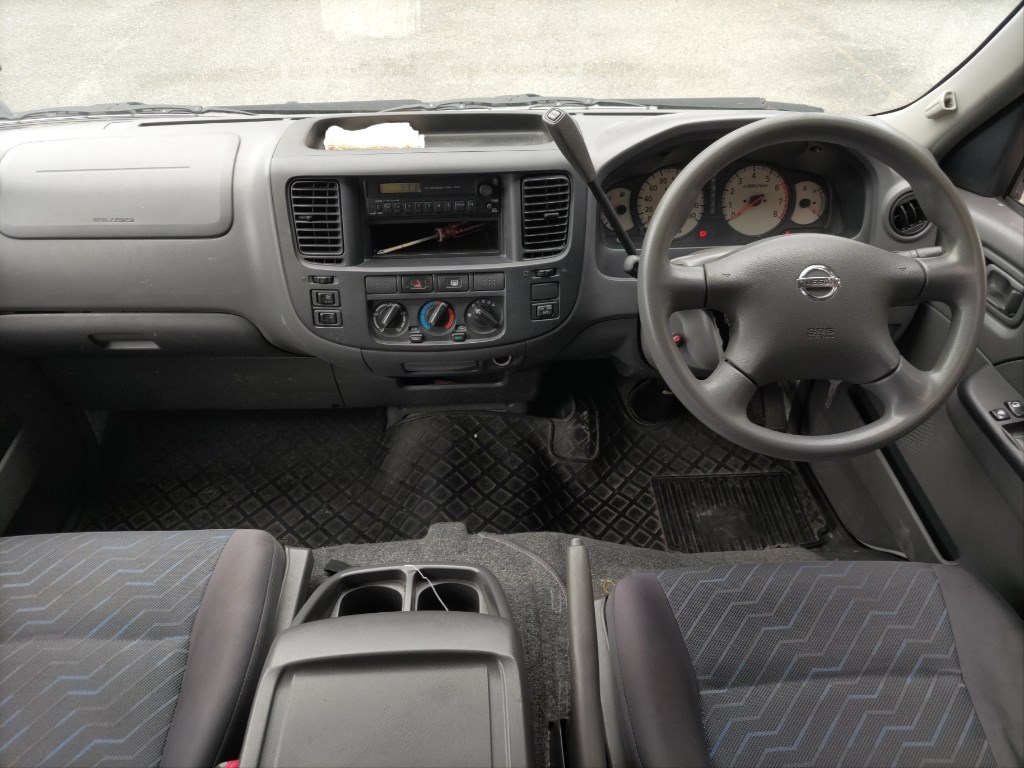 Nissan CARAVAN COACH 2006 8405528-2