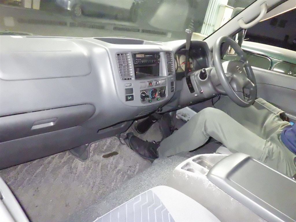 Nissan CARAVAN COACH 2003 8405529-2