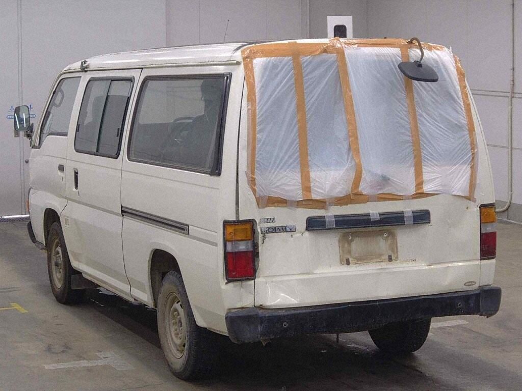 Nissan CARAVAN COACH 1995 8405548-1