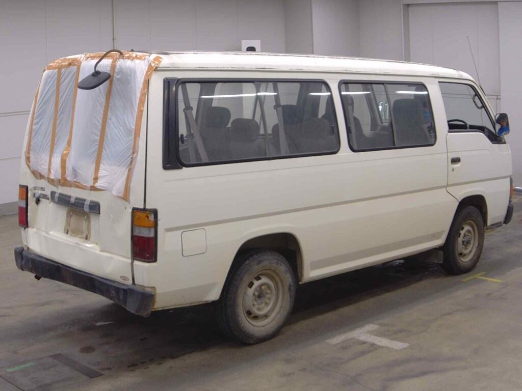 Nissan CARAVAN COACH 1995 8405548-4
