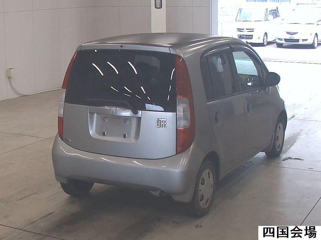 Honda LIFE 2004 8405132-4