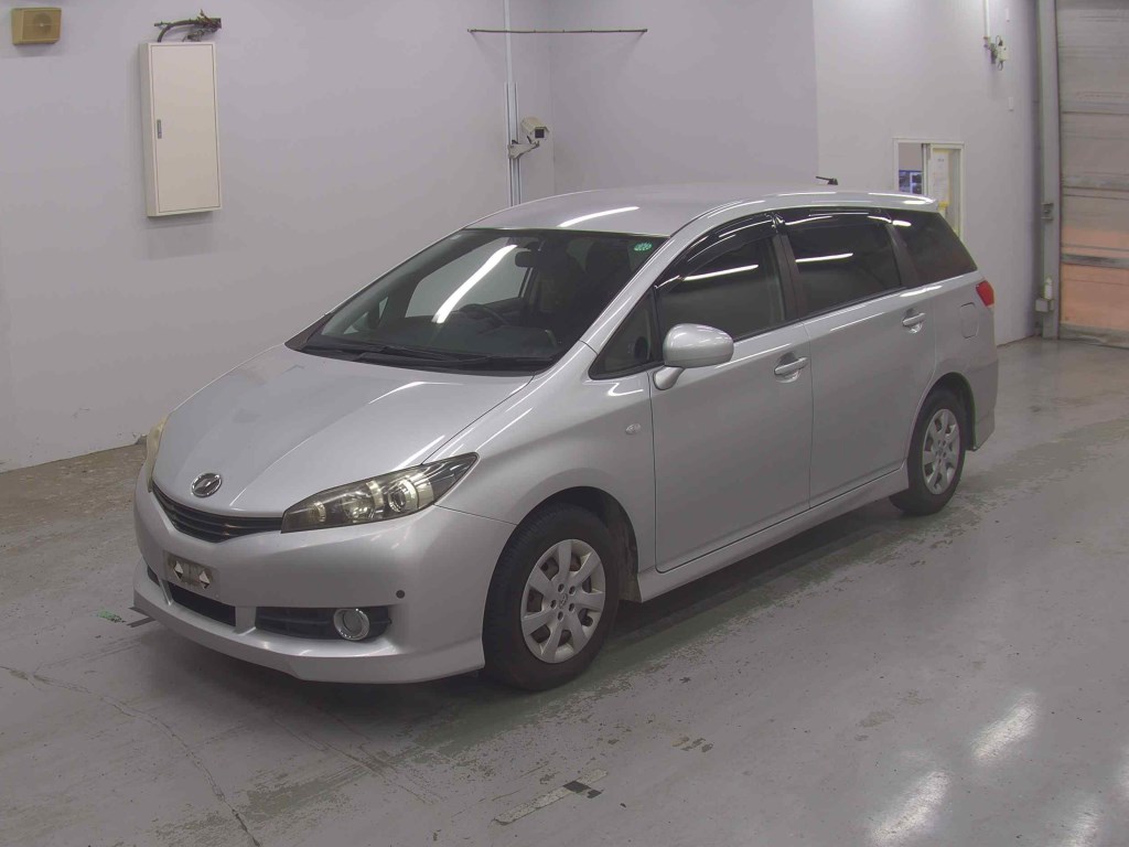 Toyota WISH 2011 8393408-3