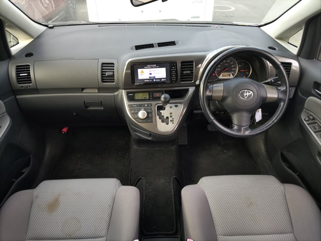 Toyota WISH 2007 8393919-2