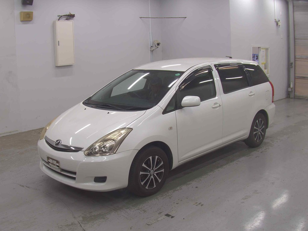 Toyota WISH 2007 8393919-3