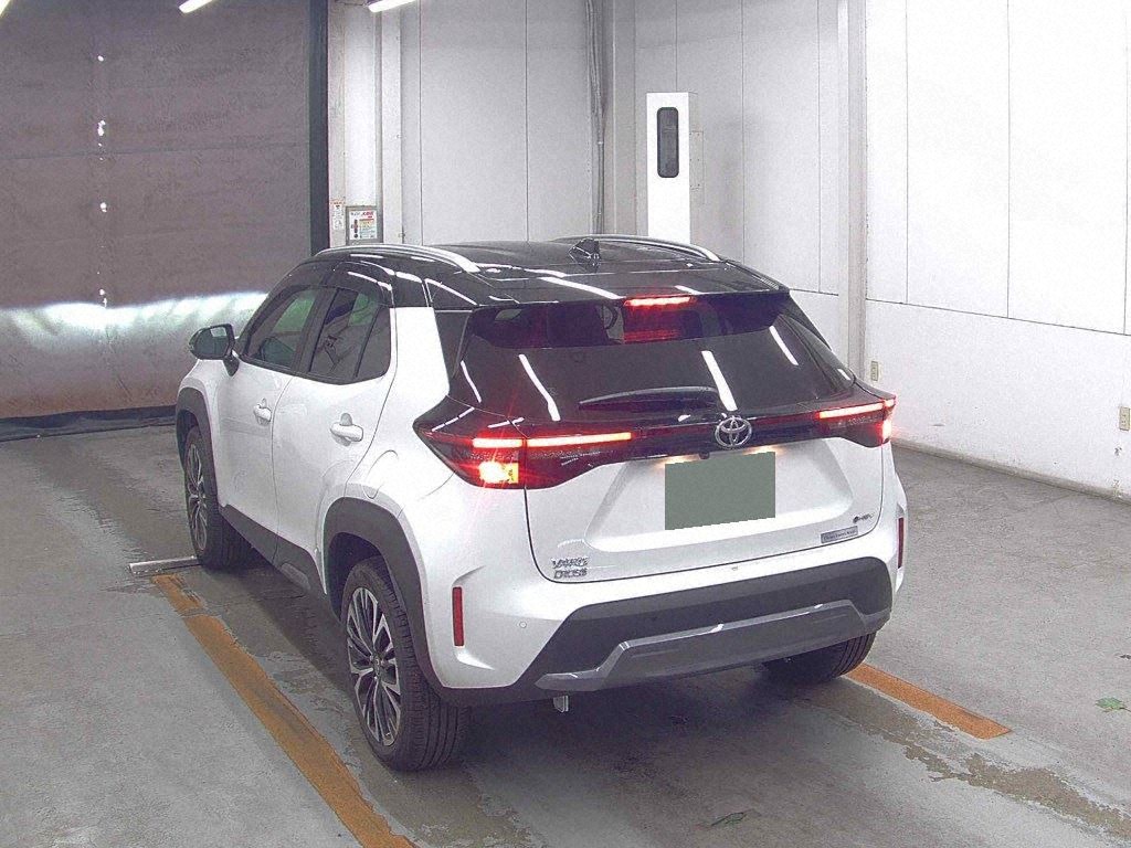 Toyota YARIS CROSS 2025 8409739-1