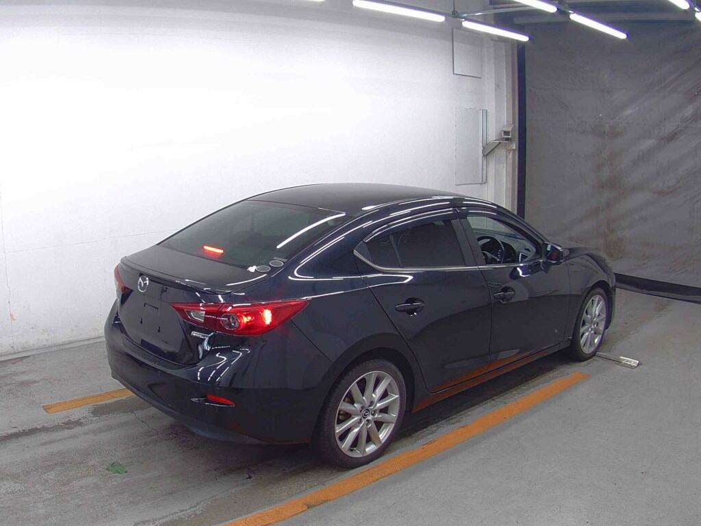 Mazda AXELA HYBRID 2017 8480896-4