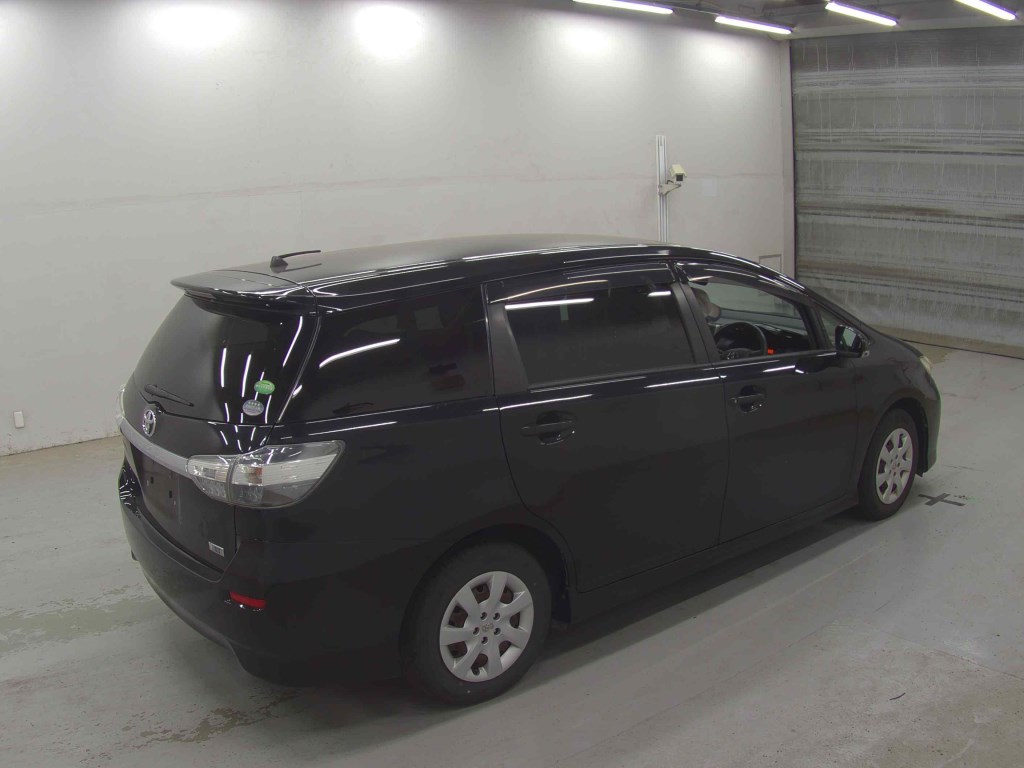 Toyota WISH 2012 8483319-4