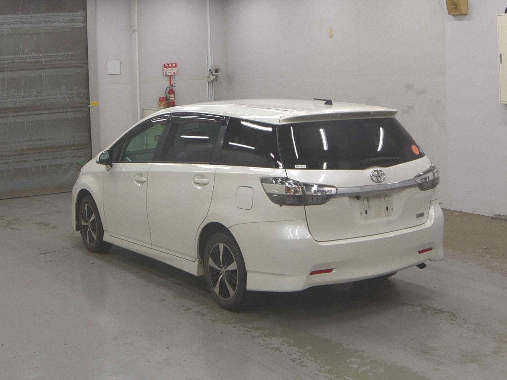 Toyota WISH 2014 8500199-1