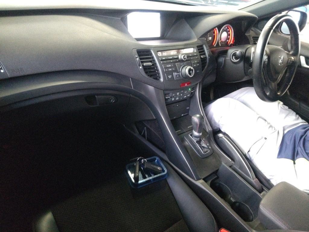 Honda ACCORD TOURER 2012 8514206-2