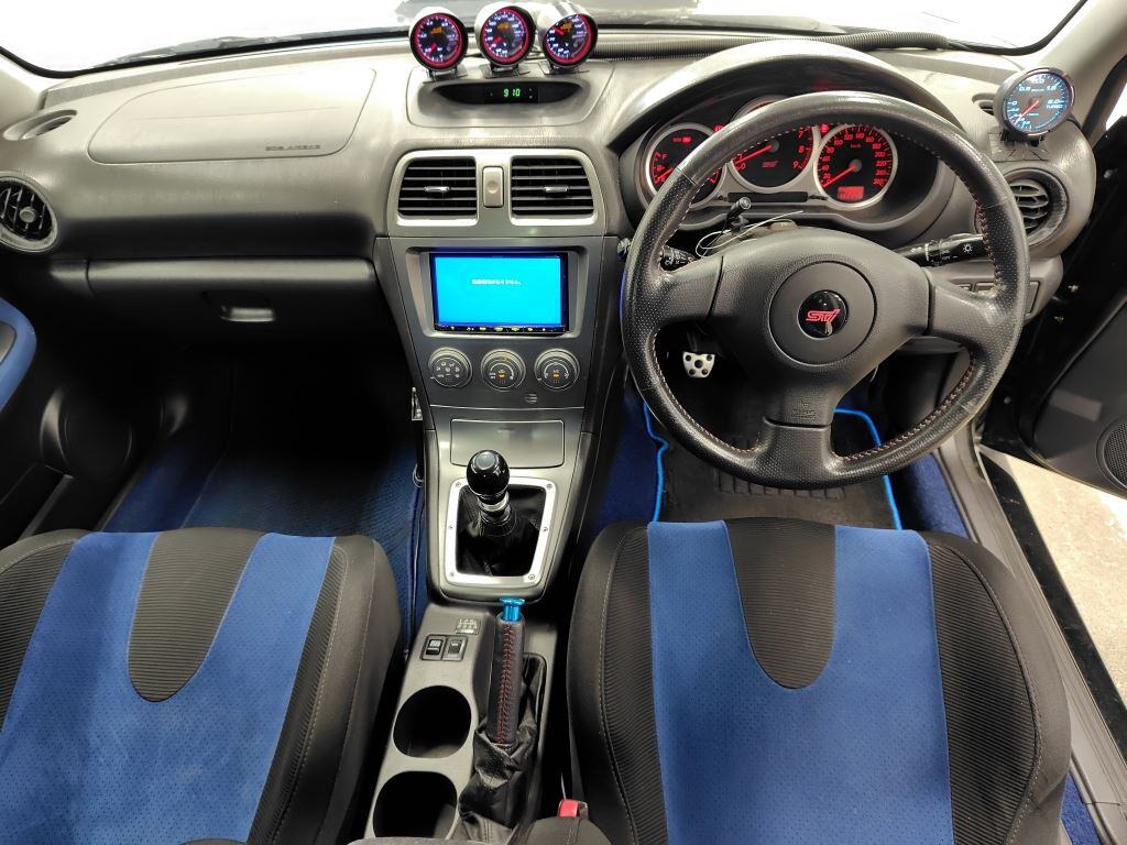 Subaru IMPREZA WRX 2005 8516145-2