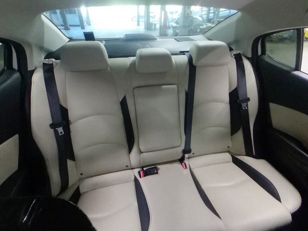 Mazda AXELA HYBRID 2013 8546514-5