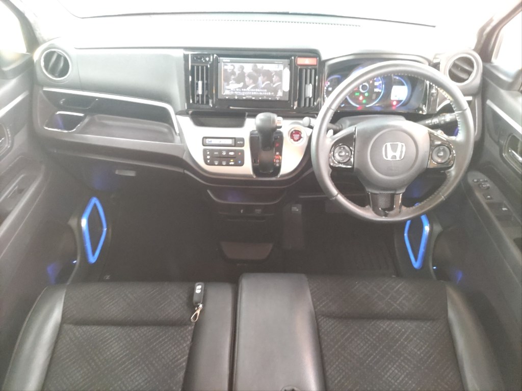 Honda N-WGN 2014 8558231-2