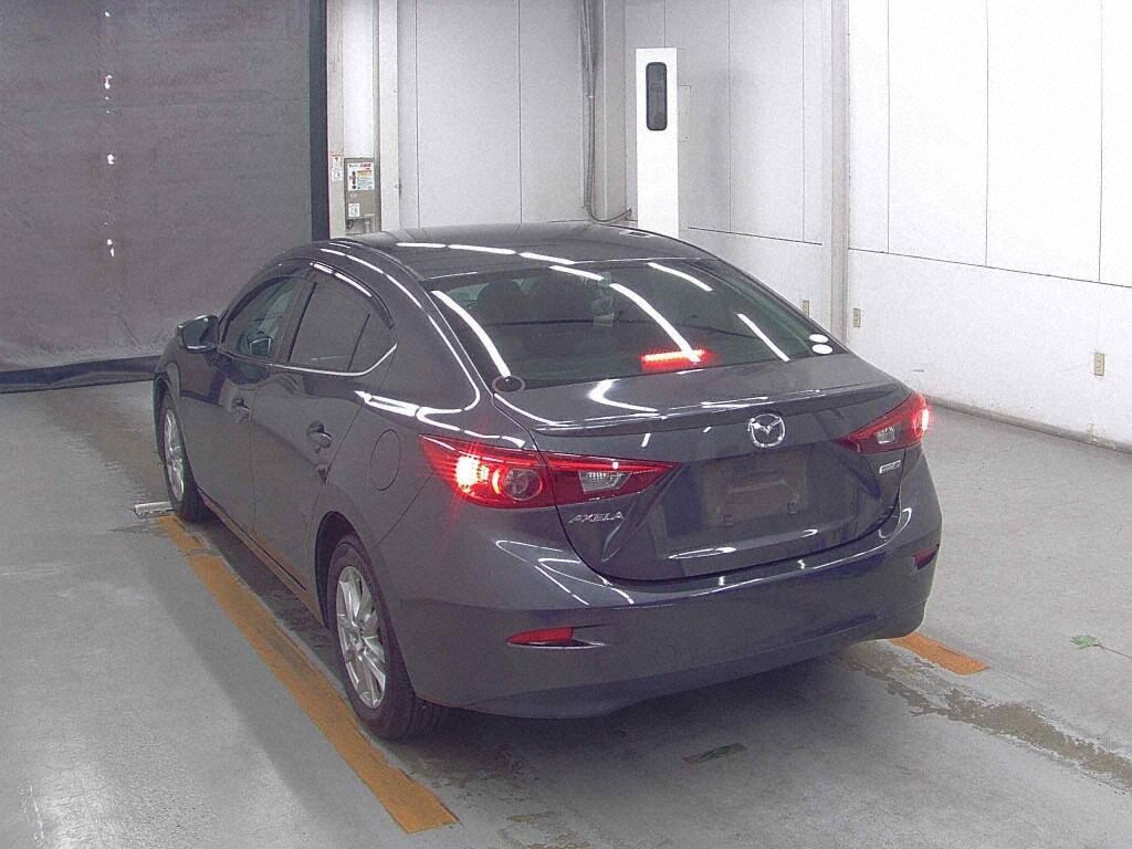 Mazda AXELA HYBRID 2013 8571363-1