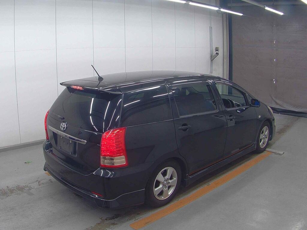 Toyota WISH 2008 8589211-4