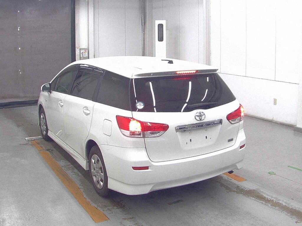 Toyota WISH 2011 8591811-1