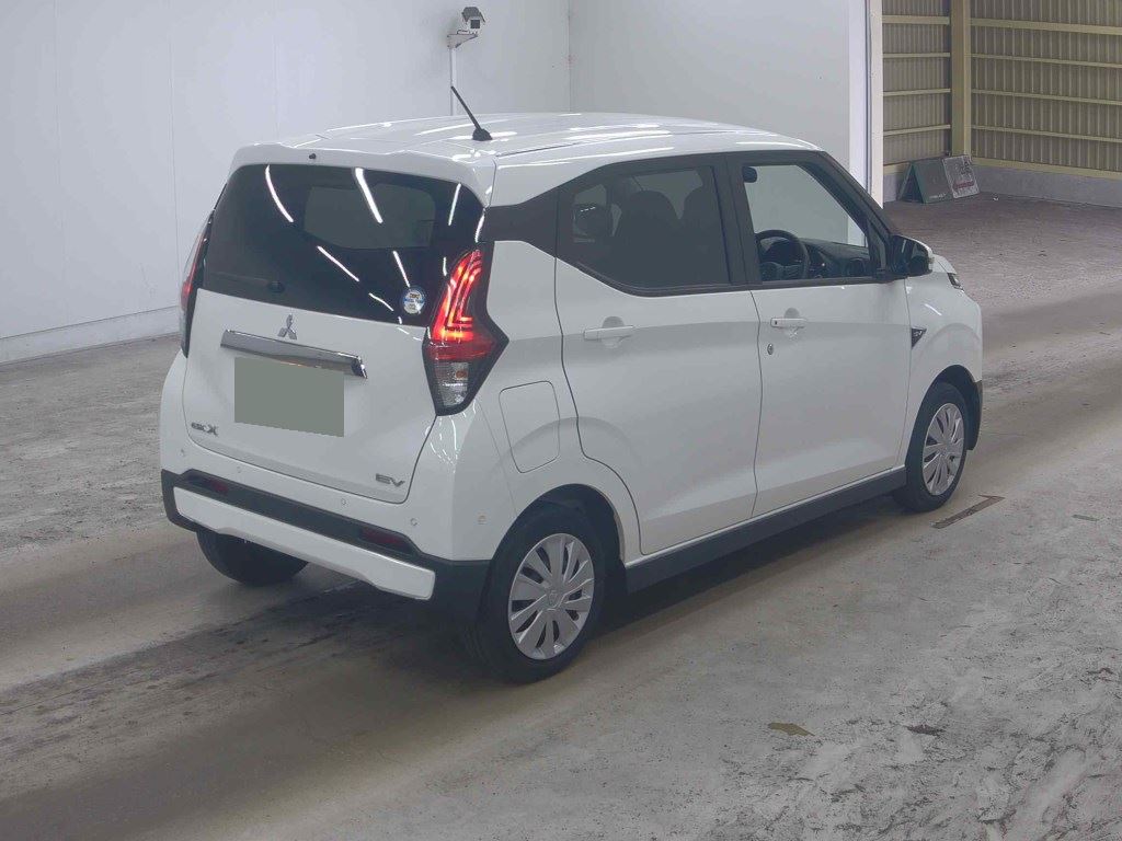 Mitsubishi EK X 2024 8606040-4