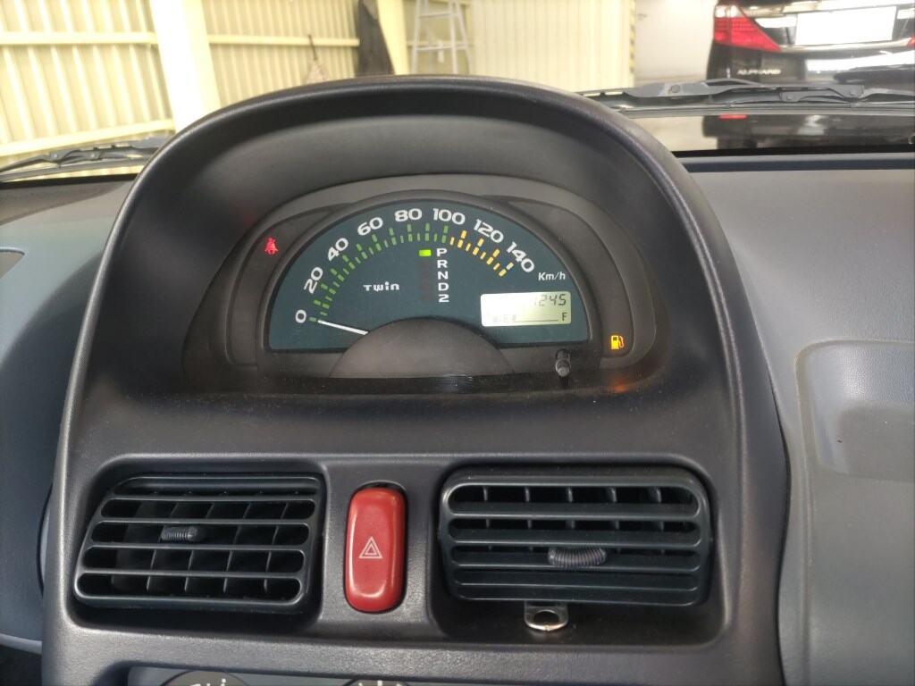 Suzuki TWIN 2003 8600189-5