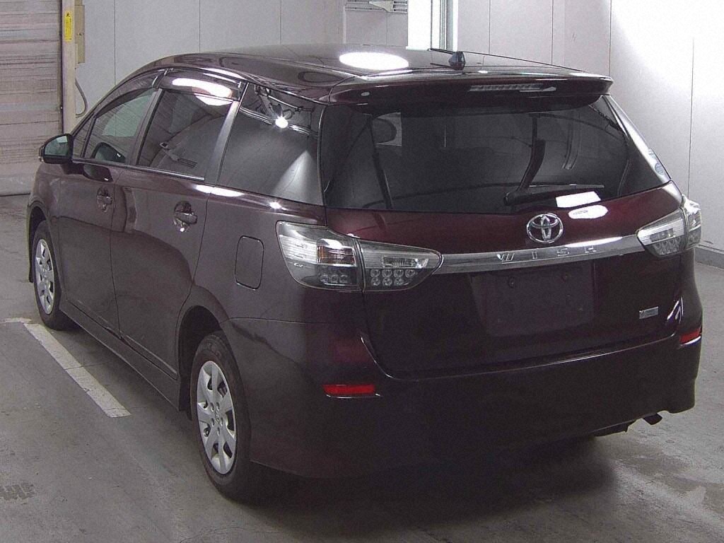 Toyota WISH 2015 8599523-1