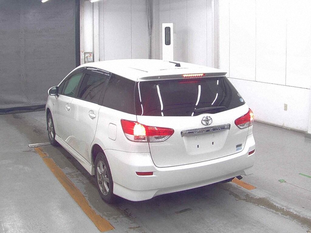 Toyota WISH 2011 8599589-1