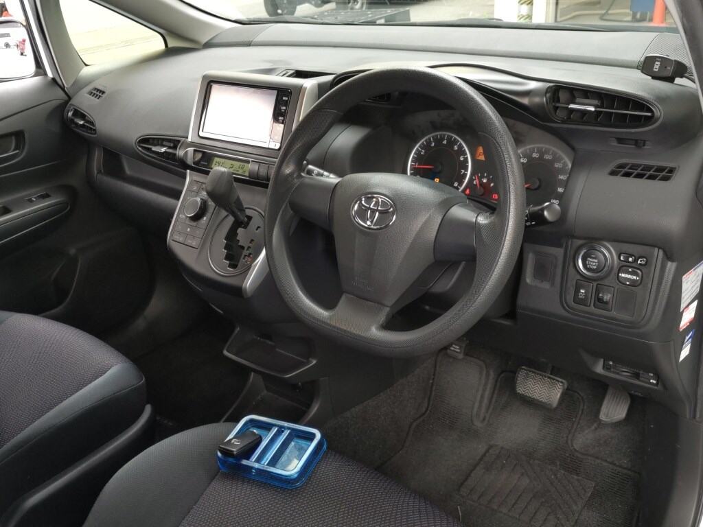 Toyota WISH 2015 8601961-2