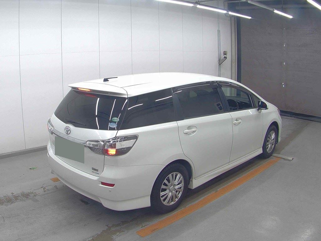 Toyota WISH 2015 8601961-4