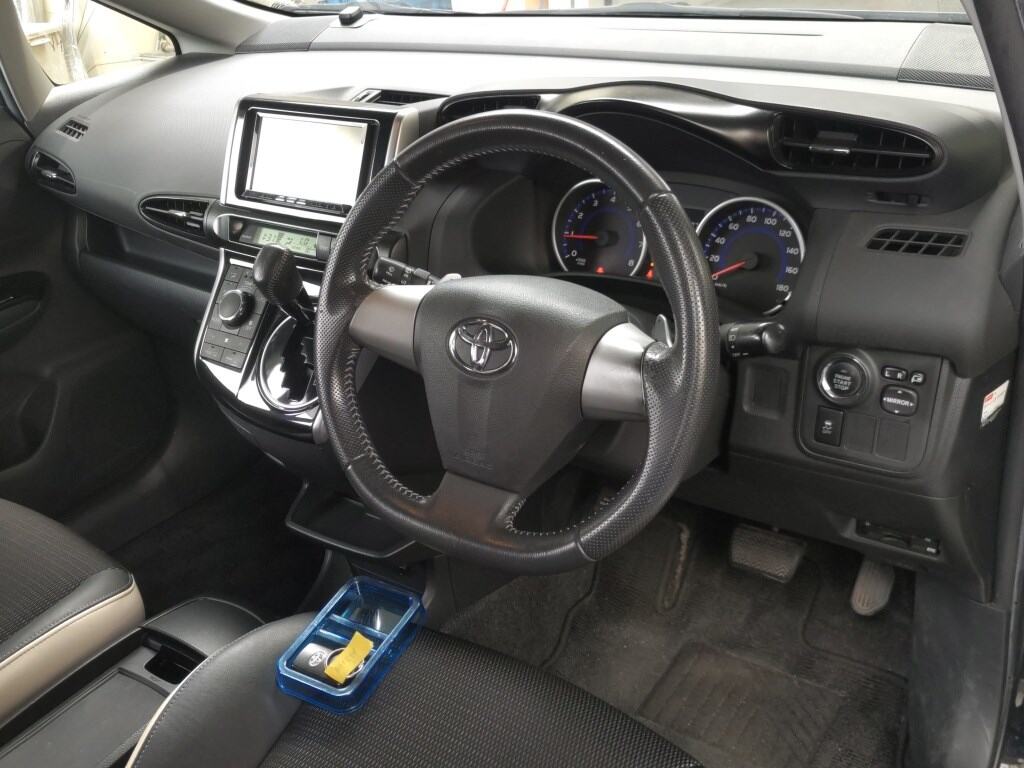 Toyota WISH 2013 8601994-2