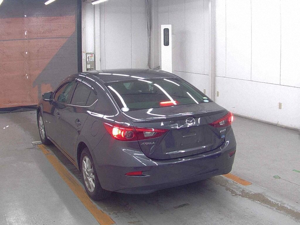 Mazda AXELA HYBRID 2014 8632753-1