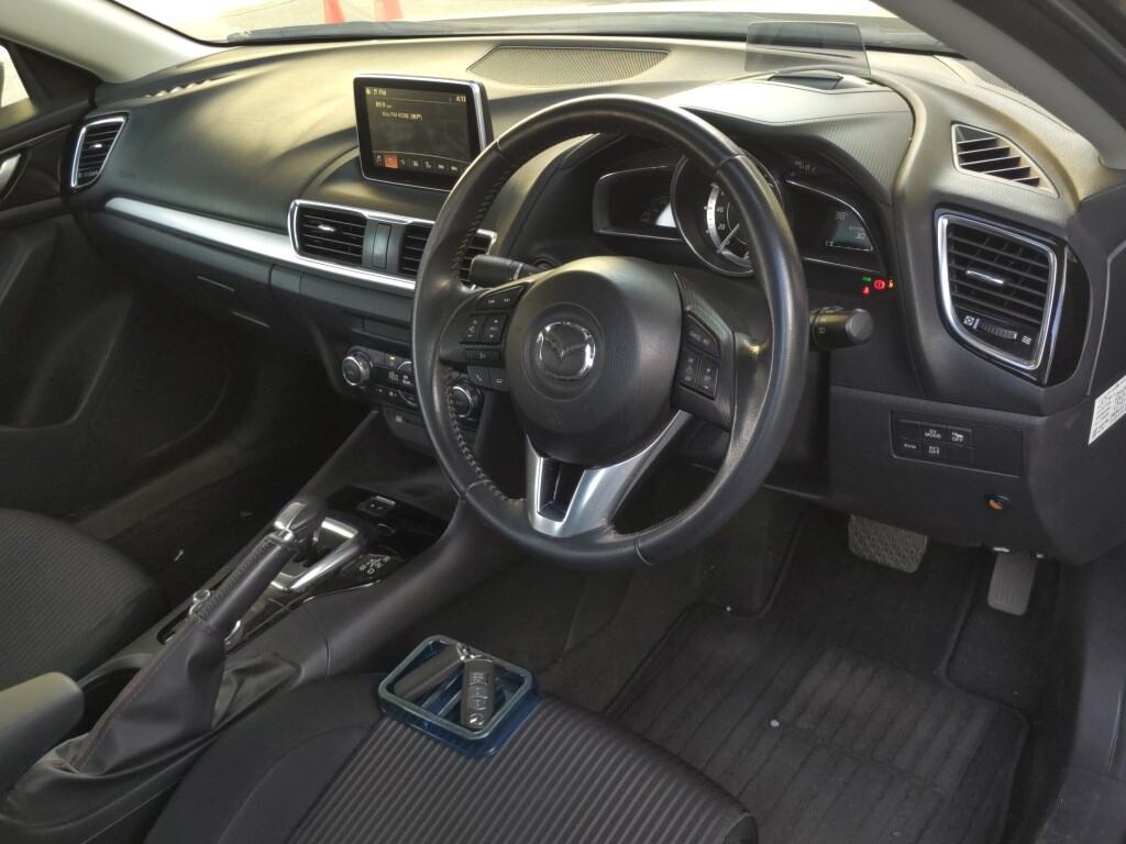 Mazda AXELA HYBRID 2014 8632753-2
