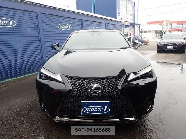 Lexus UX 2024-06 3415333-1