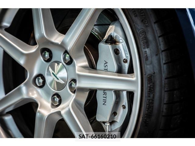 Aston Martin V8 2008-03 6673980-9