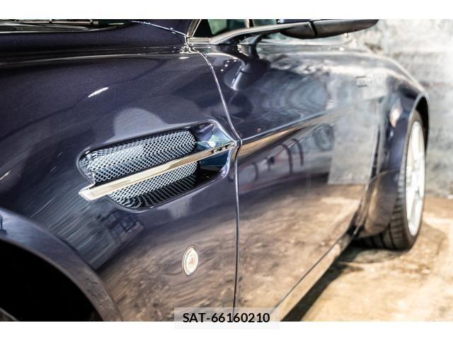 Aston Martin V8 2008-03 6673980-18