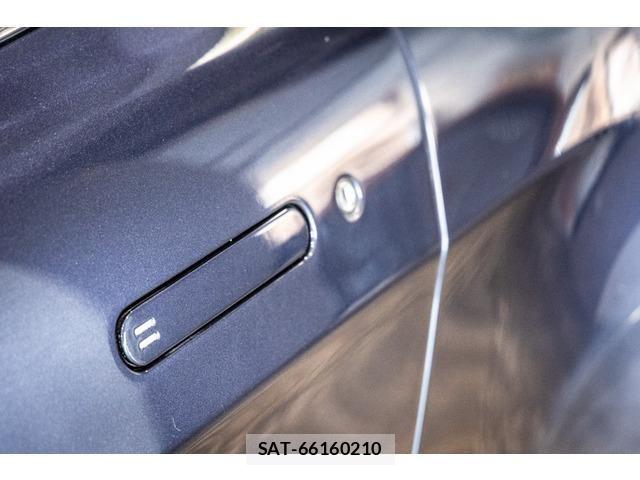 Aston Martin V8 2008-03 6673980-19