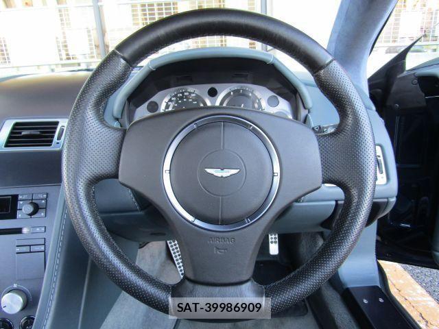 Aston Martin V8 2006-07 6914704-11