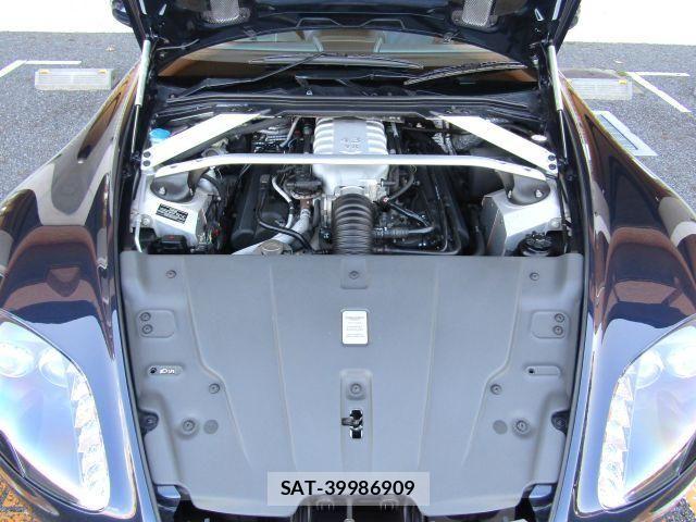 Aston Martin V8 2006-07 6914704-14