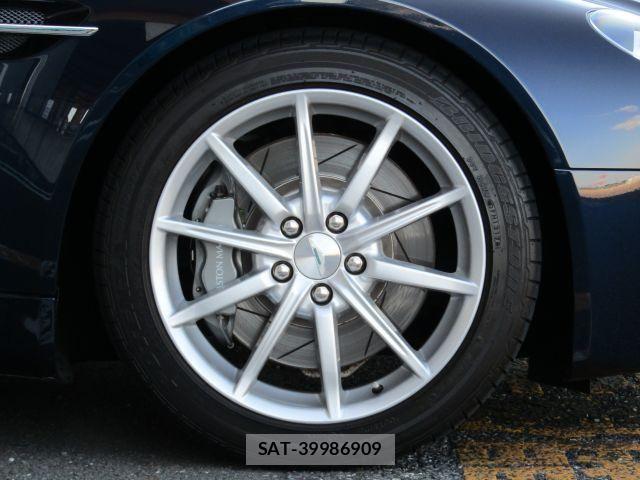 Aston Martin V8 2006-07 6914704-15