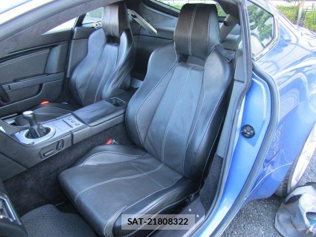 Aston Martin V8 2007-01 6914690-10