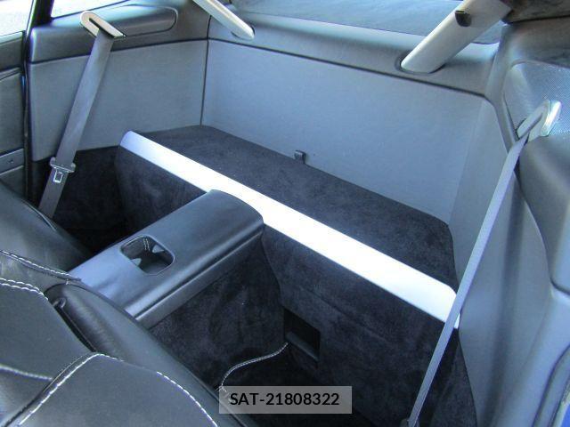 Aston Martin V8 2007-01 6914690-11