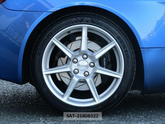 Aston Martin V8 2007-01 6914690-15