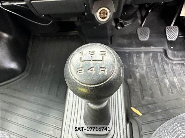 Honda VAMOS 2013-01 1056536-5