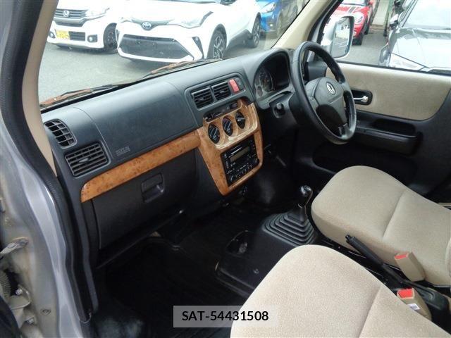 Honda VAMOS 2010-01 6615364-11