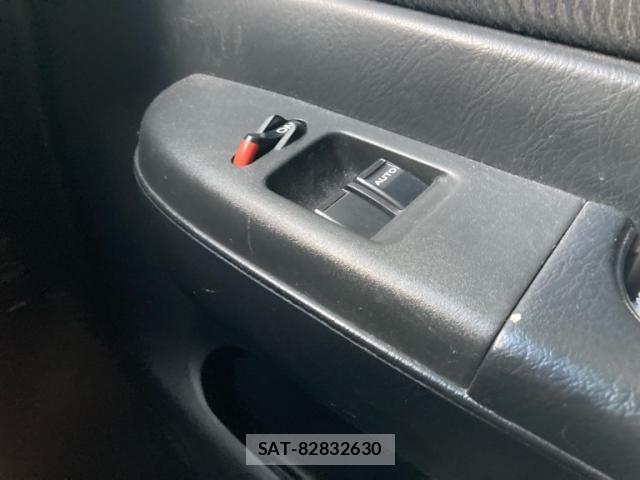 Honda VAMOS 2013-02 8317770-17