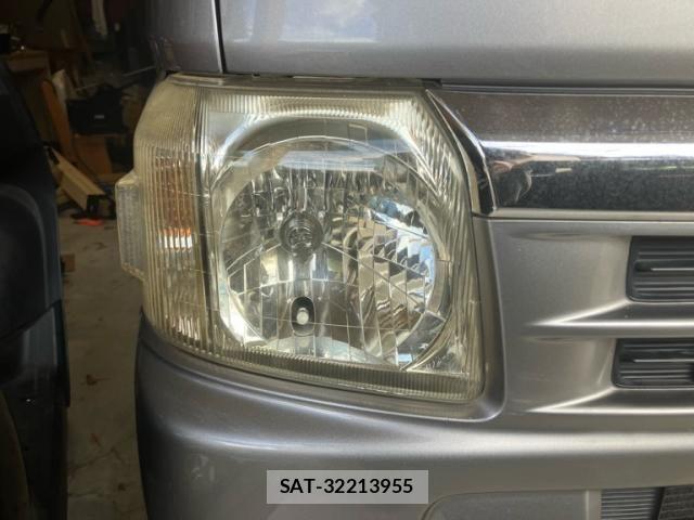 Honda VAMOS 2006-04 8832218-1