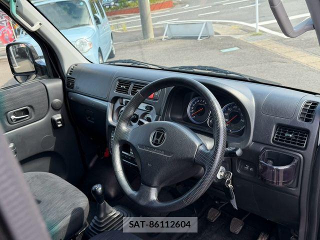 Honda VAMOS 2014-04 8563884-23