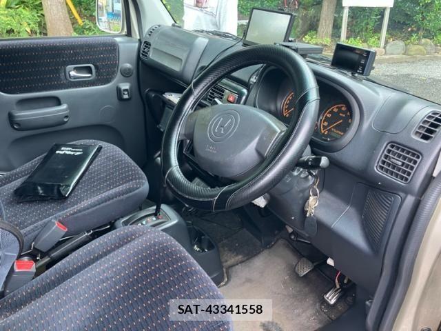 Honda VAMOS 2000-01 8832220-9