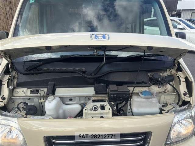 Honda VAMOS HOBIO 2015-02 8458670-26